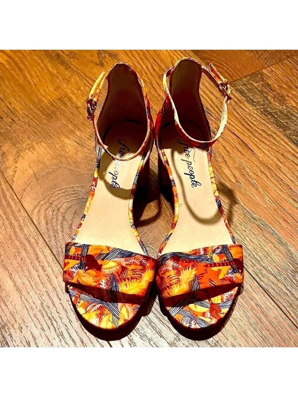 FREE PEOPLE orange floral block heel sandals. Size 37